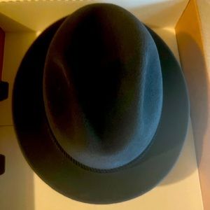 SALE-Men’s Grey Wool dress hat with satin rope trim on the outside of hat.